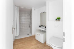 Salle d'eau adaptée PMR