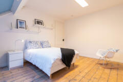 CHAMBRE 22 m2 _ 3EME ETAGE