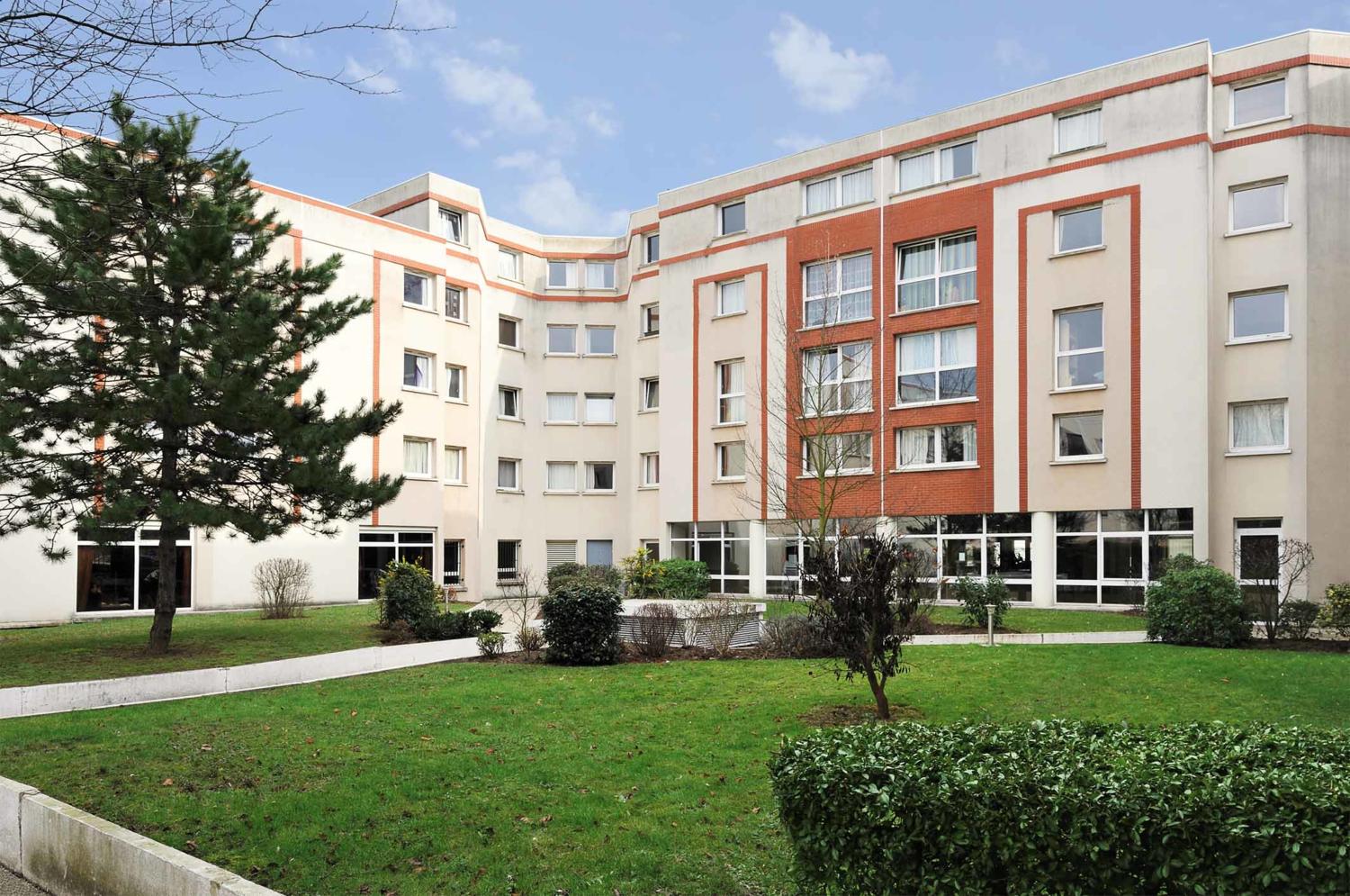 2 Avenue Du Bois 95000 Cergy Les Estudines