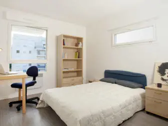 Les Estudines Jules Ferry à Saint-Etienne - T2 - Chambre