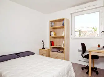Les Estudines Jules Ferry à Saint-Etienne - Chambre