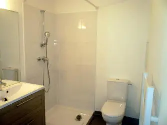 Résidence Studently Center Campus à Massy - SALLE DE BAIN