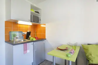 Néméa Appart'Etud Thésée à Villeurbanne - studio coin cuisine