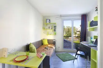 Néméa Appart'Etud Thésée à Villeurbanne - studio coin séjour/bureau