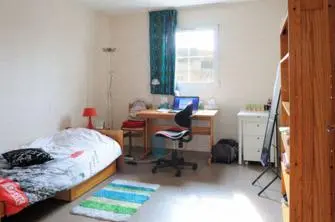 Résidence Jean-Baptiste de La Salle à Cergy - T5 - Chambre