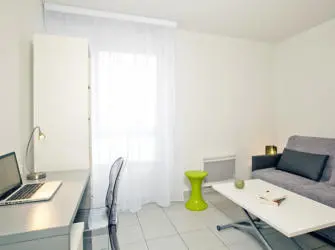 Les Estudines Nice Baie des Anges in Nice - Studio