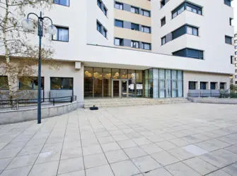 Les Estudines Paris Davout à Paris 20ème - Entrée de la résidence