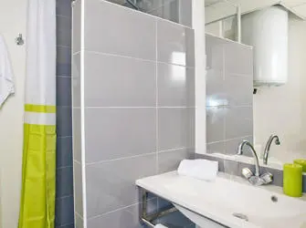Les Estudines Les Minimes à La Rochelle - Salle de bain