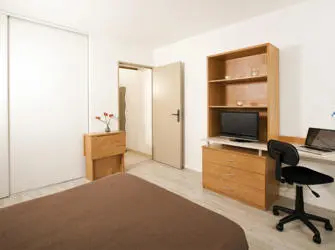 Les Estudines Gallieni à Neuilly-Plaisance - Chambre