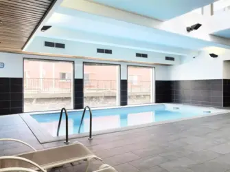 Odalys Campus Lyon à Lyon 2ème - Piscine intérieure
