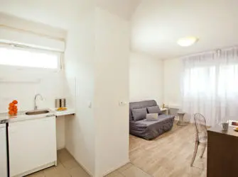 Les Estudines Arago 1 à Montreuil - Studio