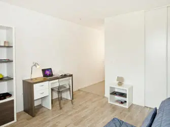 Les Estudines Arago 1 à Montreuil - Studio