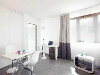 Les Estudines La Coupole du Port à Montpellier - T2 - Séjour