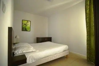 KOSY Appart'Hôtels - Résidence Campus Del Sol Esplanade à Montfavet - Chambre