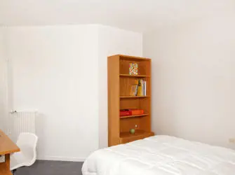 Les Estudines Saint-Christophe à Cergy - Chambre