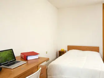Les Estudines Saint-Christophe à Cergy - Chambre