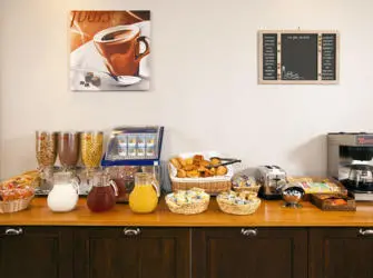 Les Estudines République à Paris 11ème - Cafétéria