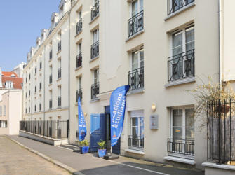 Les Estudines République