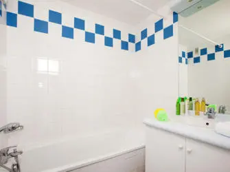 Les Estudines Metz Lafayette à Metz - Salle de bain