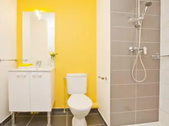 Les Estudines Les Cezeaux in Clermont-Ferrand - Salle de bain