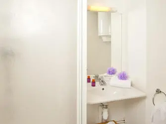 Les Estudines André Desilles à Villetaneuse - Salle de bain