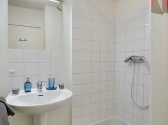 Studéa Université 1 à Lyon 7ème - salle de bain