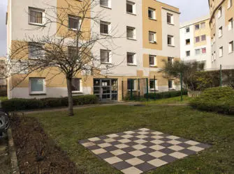 Les Estudines Marne-la-Vallée à Noisy-le-Grand - Extérieur