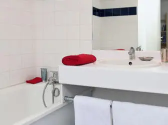 Les Estudines Saint-Nicolas à Lyon 3ème - Salle de bain