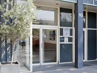 Les Estudines Descartes à Paris 19ème - Entrée