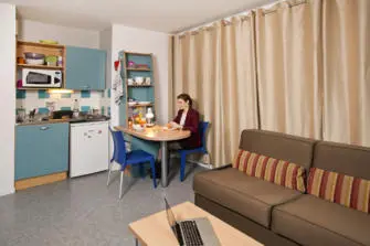 Les Estudines Lille-Europe à Euralille - Canapé