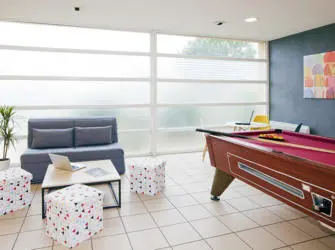 Les Estudines George Sand in Clermont-Ferrand - Billard