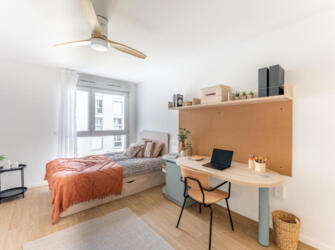 Canvas Bordeaux East in Lormont - Silver Studio - Studio chaleureux aux tons terracotta