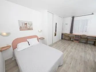 Abitel Studines d’Ornon en Villenave d'Ornon - Studio lit double 4