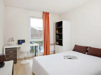 Les Estudines Nantes La Beaujoire à Nantes - Chambre