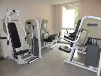 Gestetud Univers Studio à Villeurbanne - appareils de sport N°2