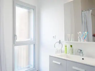 Les Estudines Baille la Timone à Marseille 6ème - Salle d'eau