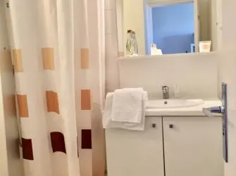 All Suites Study Pessac Canéjan à Canéjan - T1 salle d'eau