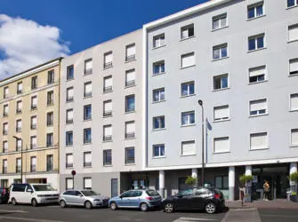 Les Estudines Les Académies de Vincennes à Vincennes - Façade