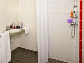 Les Estudines Sarah Bernhardt à Asnières-sur-seine - Salle de bain