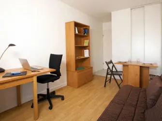 Les Estudines Jeanne d'Arc à Orléans - Bureau