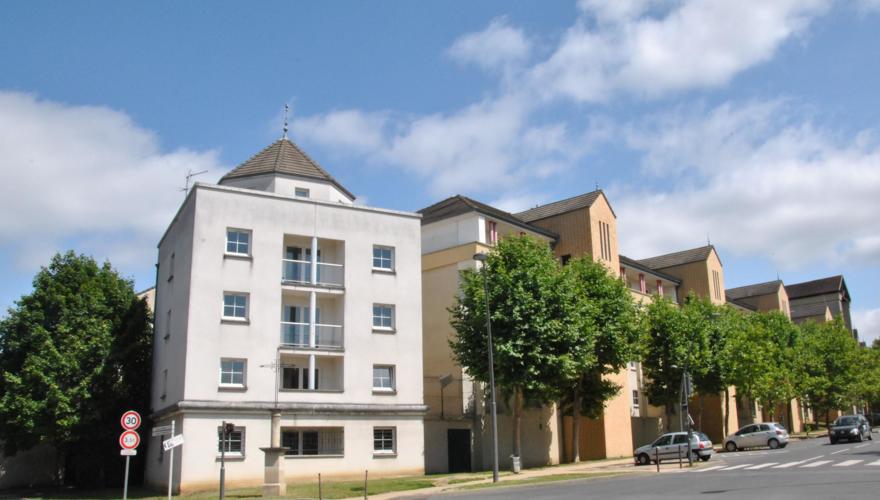 La Résidence depuis l'Angle du Boulevard du Port et de la Rue du Brûloir - Résidence Jean-Baptiste de La Salle