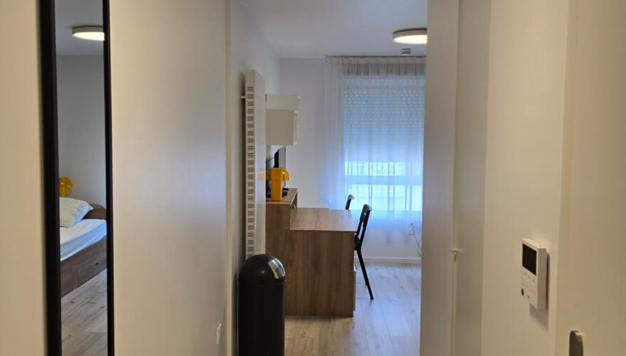 Entrée 1 - KOSY Appart'Hôtels - Résidence Ypsilon