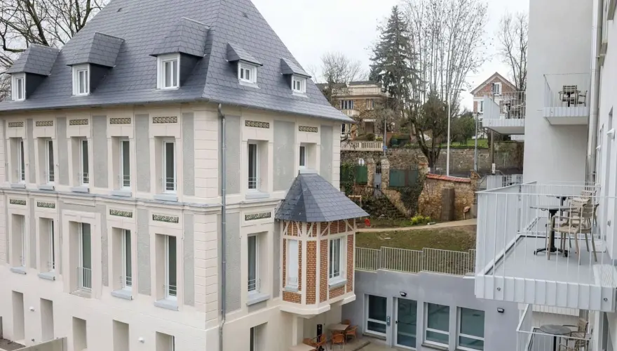 Jardins de la résidence services seniors Villa Caron à Athis-Mons - Domitys Villa Caron Athis-Mons