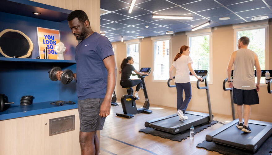 Résidence Sweetly Versailles à Saint-cyr l'ecole - Salle de fitness 2