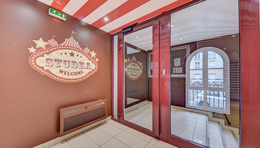 Entrée résidence - Studéa Val d'Europe 2