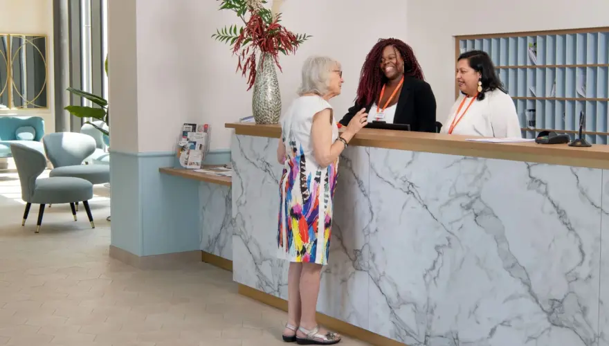 Accueil de la résidence services seniors Le Parc des Aubiers à Poissy - Domitys Le Parc des Aubiers Poissy