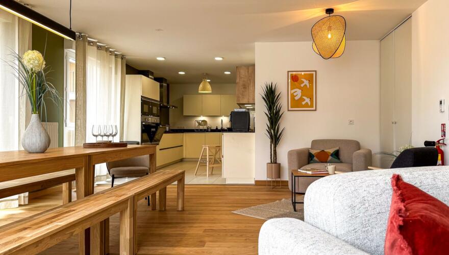 Grand salon commun du coliving CAPUCINS à Angers - CAPUCINS
