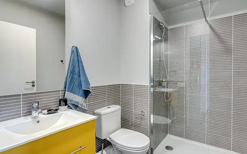 Salle d'eau - All Suites Study Paris Campus Saclay