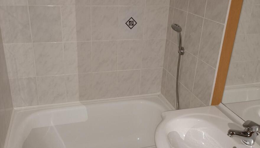 Salle d'eau - T1 Classique - KOSY Appart'Hôtels - Résidence La Maison des Chercheurs