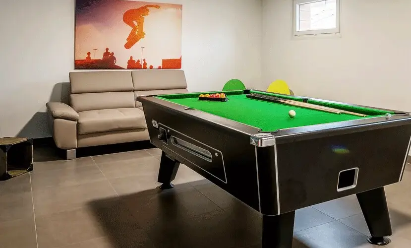 Billard - All Suites Study Pessac Campus